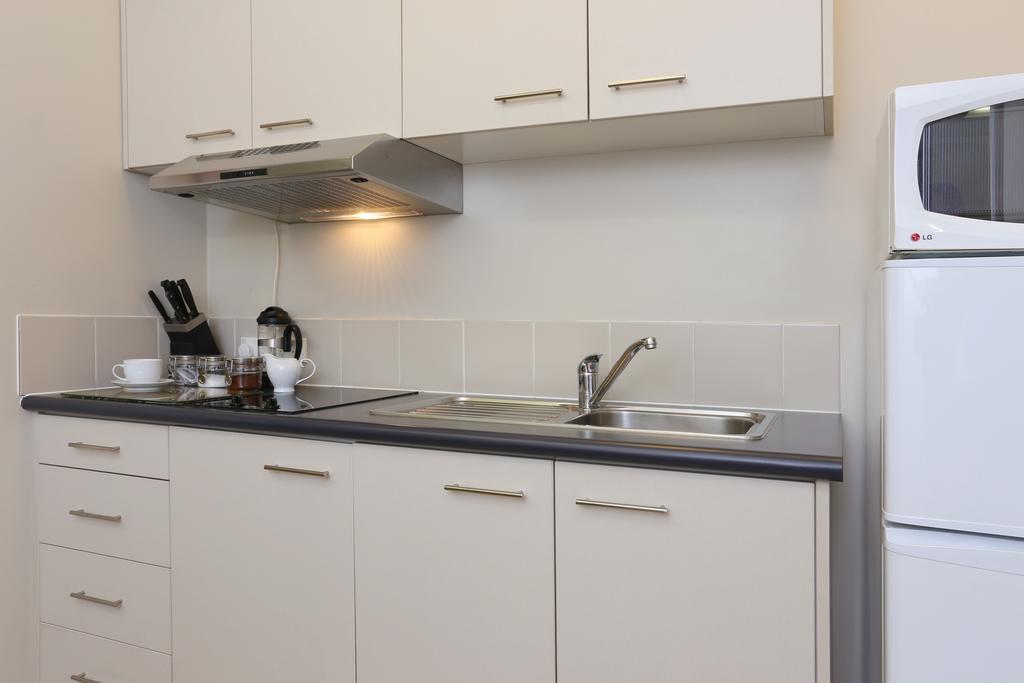 אוקלנד Kudos Business Suites & Airport Motel מראה חיצוני תמונה