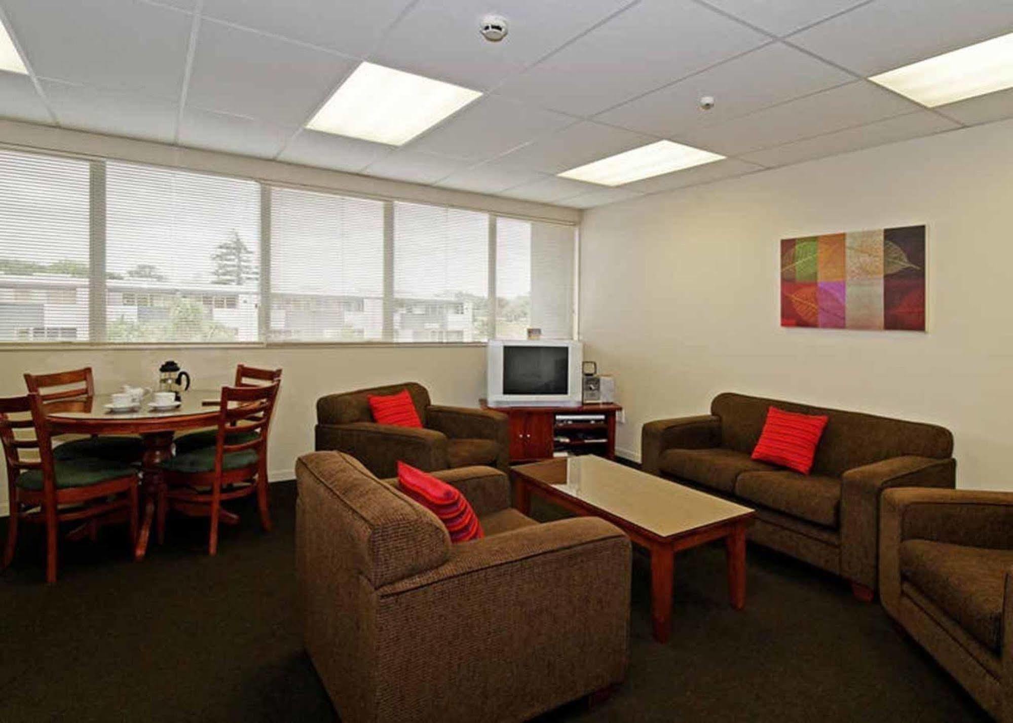 אוקלנד Kudos Business Suites & Airport Motel מראה חיצוני תמונה